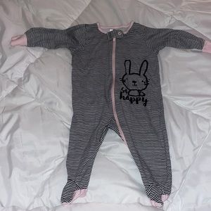 Long sleeved footie pajamas 0-3 Months